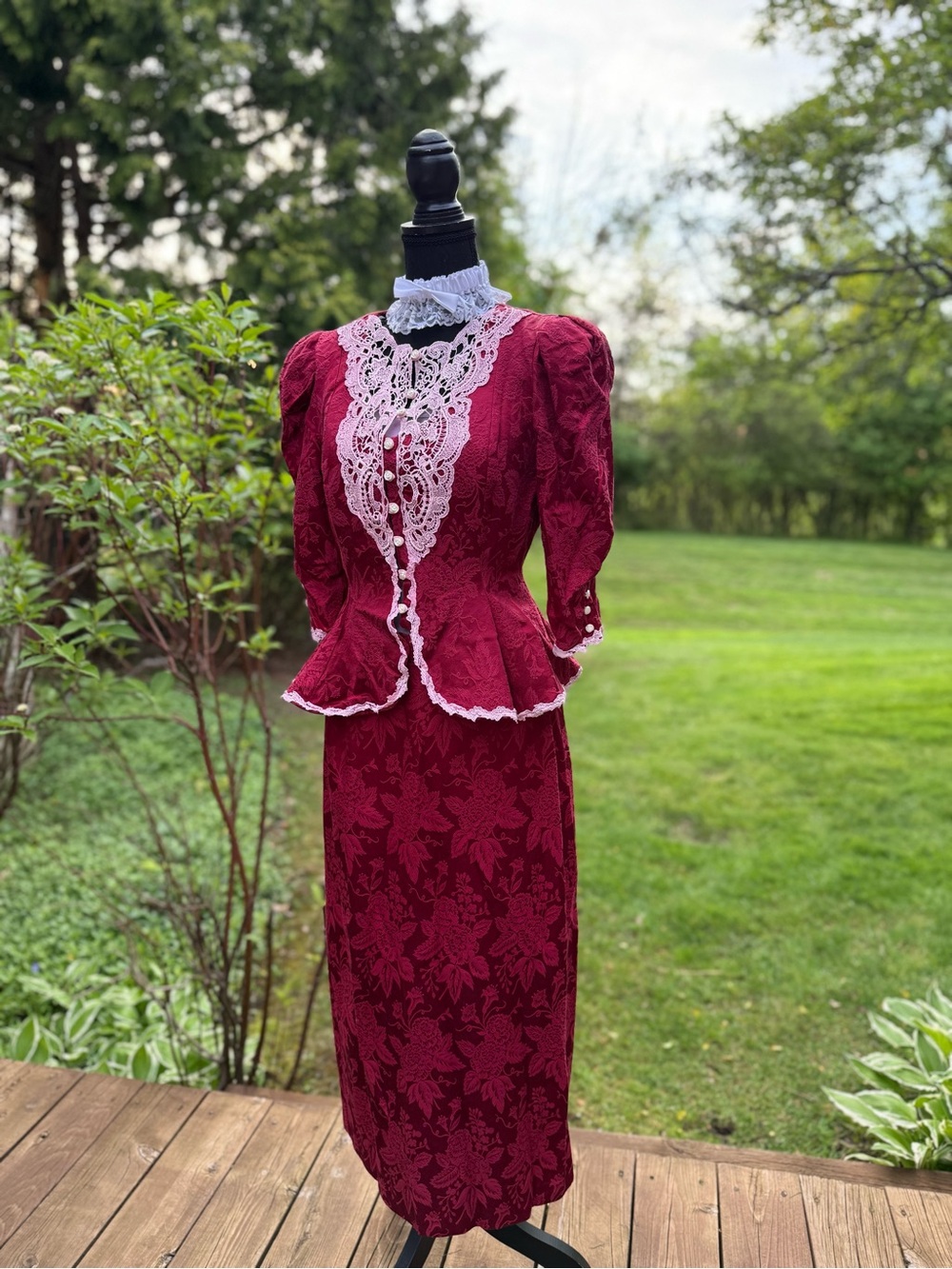 Vintage Victorian Burgundy Lace Peplum 2 Piece Set skirt & jacket SZ 11-12